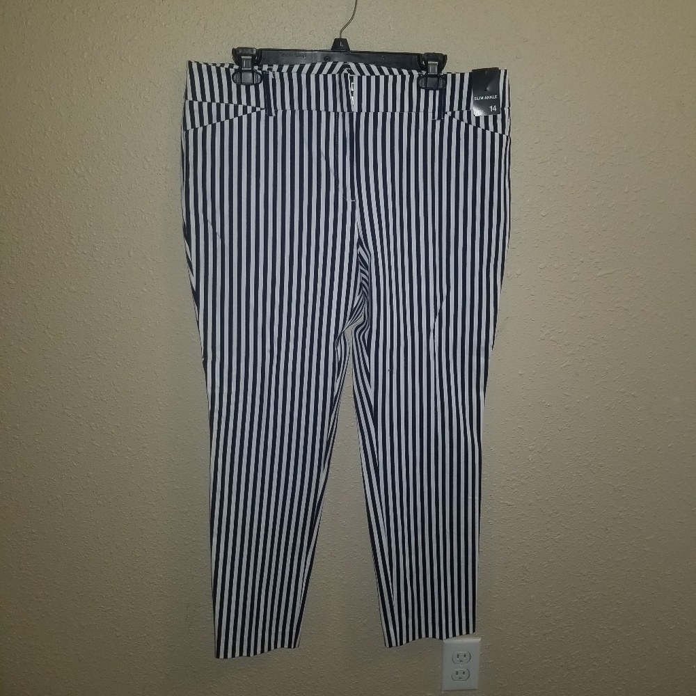 stripped ankle slacks